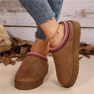 Lined Sandals And Platform Snow Boots - Warm And Durable Shoes For Outdoor Non